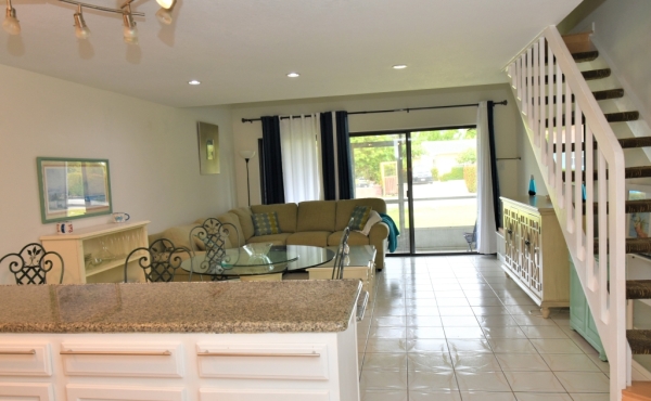 Xrystal Rock 1 Bed, 1.5 Bath