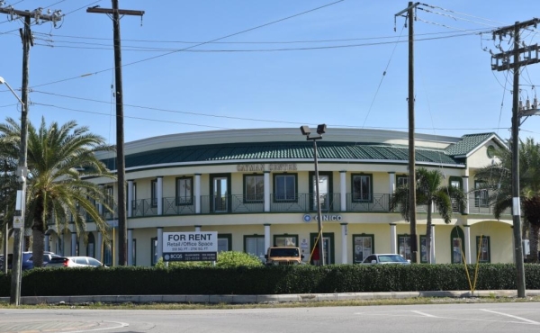 Cayman Centre 1265 sq. ft.