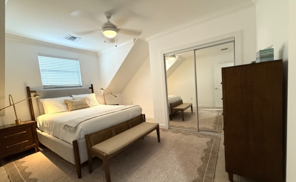 Park Place 2 Bed 1.5 Bath RENOVATED!